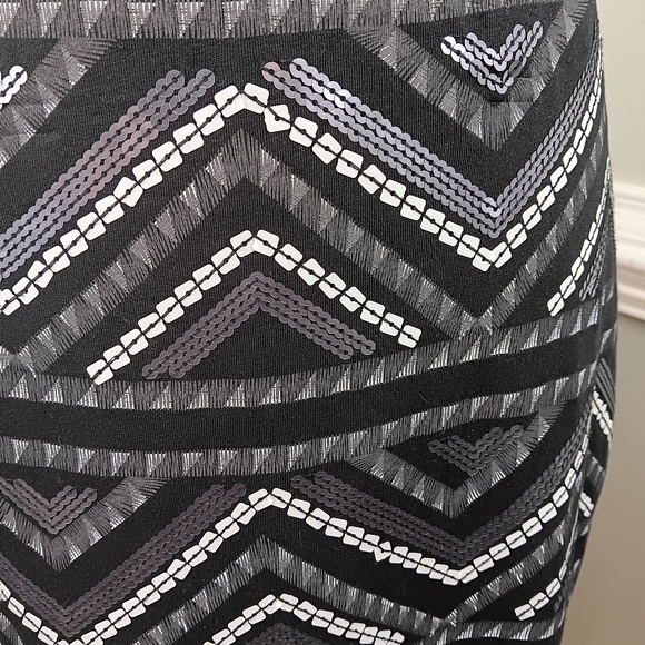 Express, sequin, slip on mini skirt - Picture 6 of 8